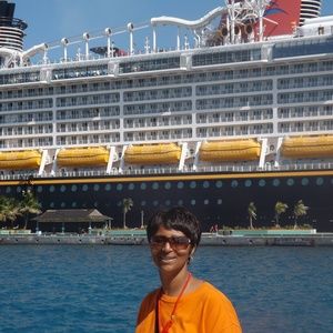 Meet your Posher, Deborah